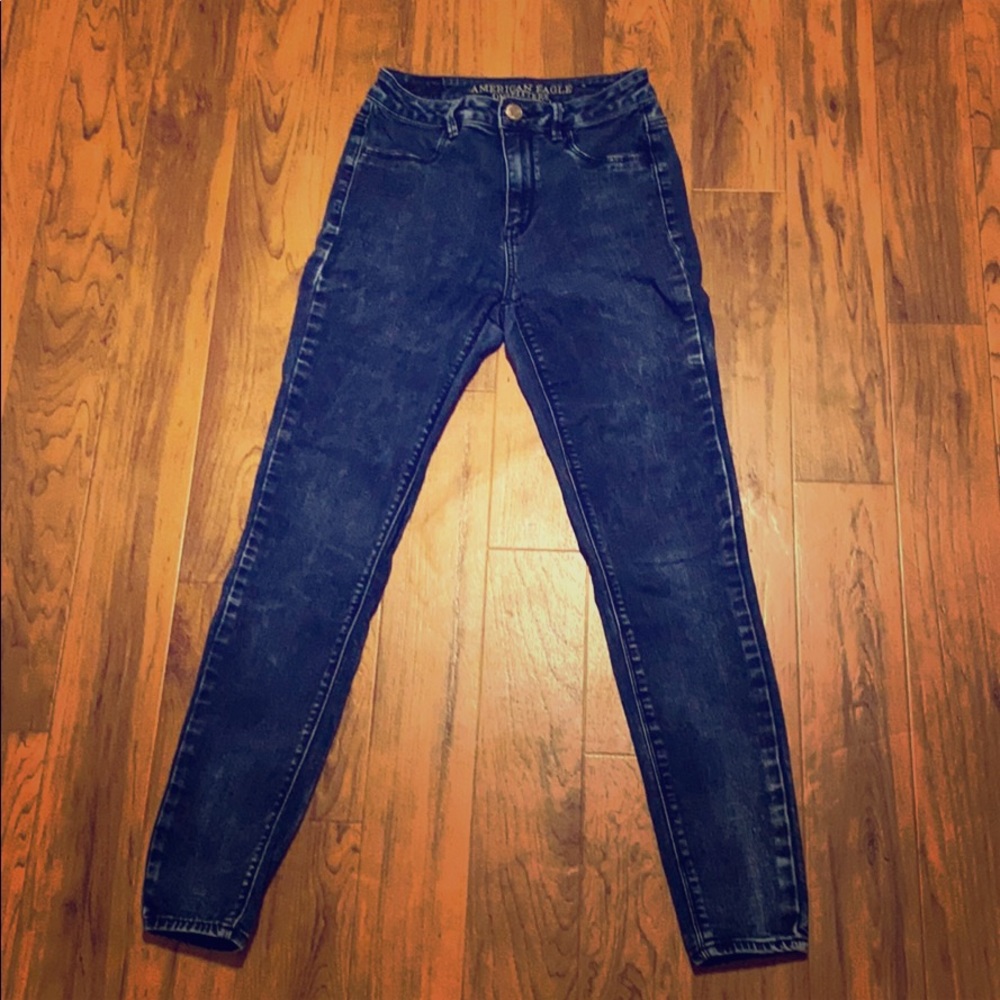 💥Acid Washed High Waisted American Eagle Jeans💥